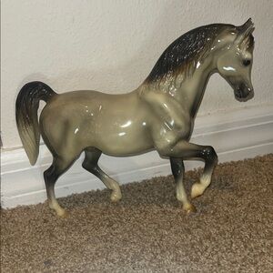 Breyer Pippin-PAS-Glossy